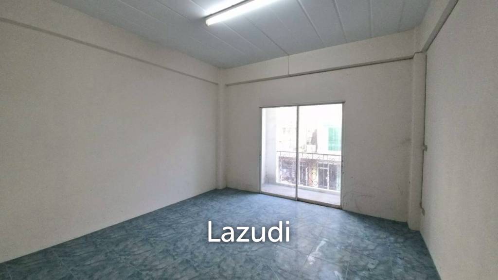 4 Beds 3 Baths 192 SQ.M. Commercial Building