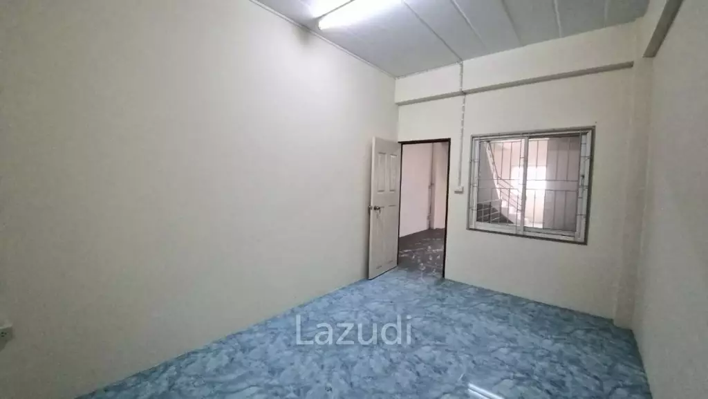 4 Beds 3 Baths 192 SQ.M. Commercial Building