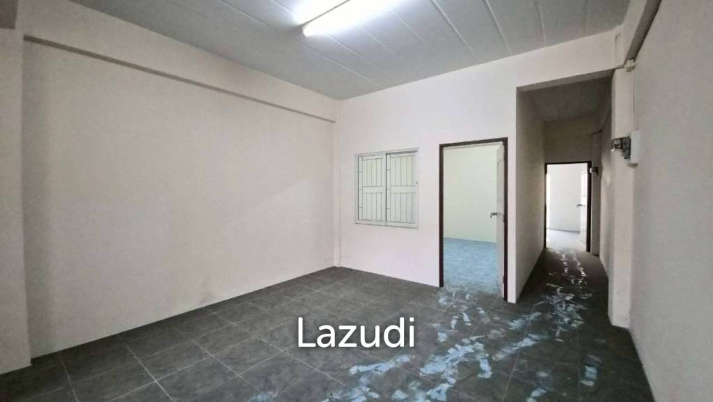 4 Beds 3 Baths 192 SQ.M. Commercial Building