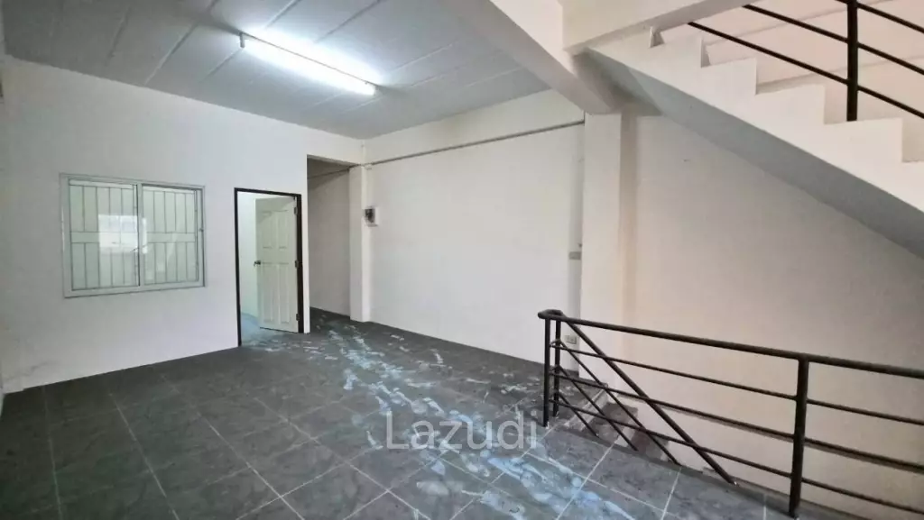 4 Beds 3 Baths 192 SQ.M. Commercial Building