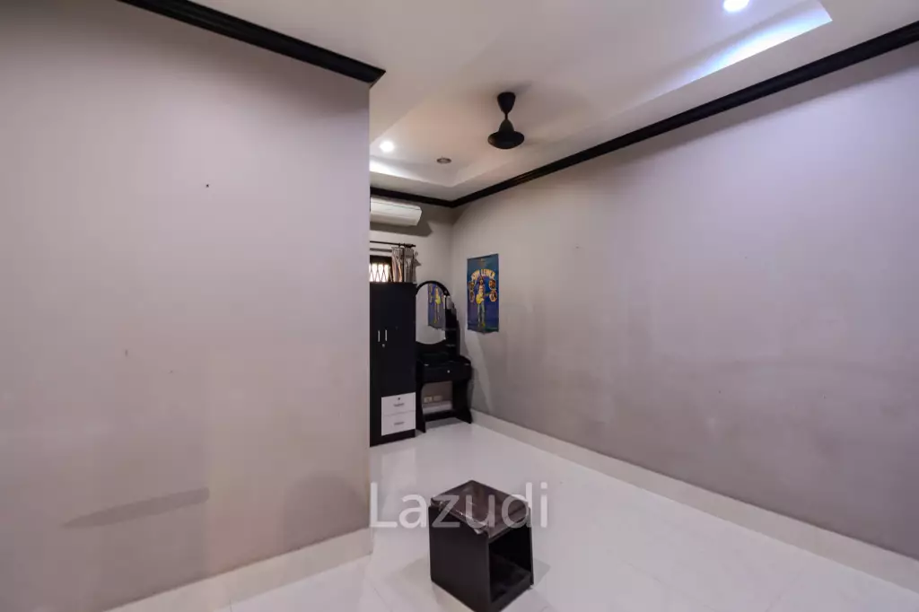 Stunning 5 Bed Pool  Villa at Wangphong, Pranburi