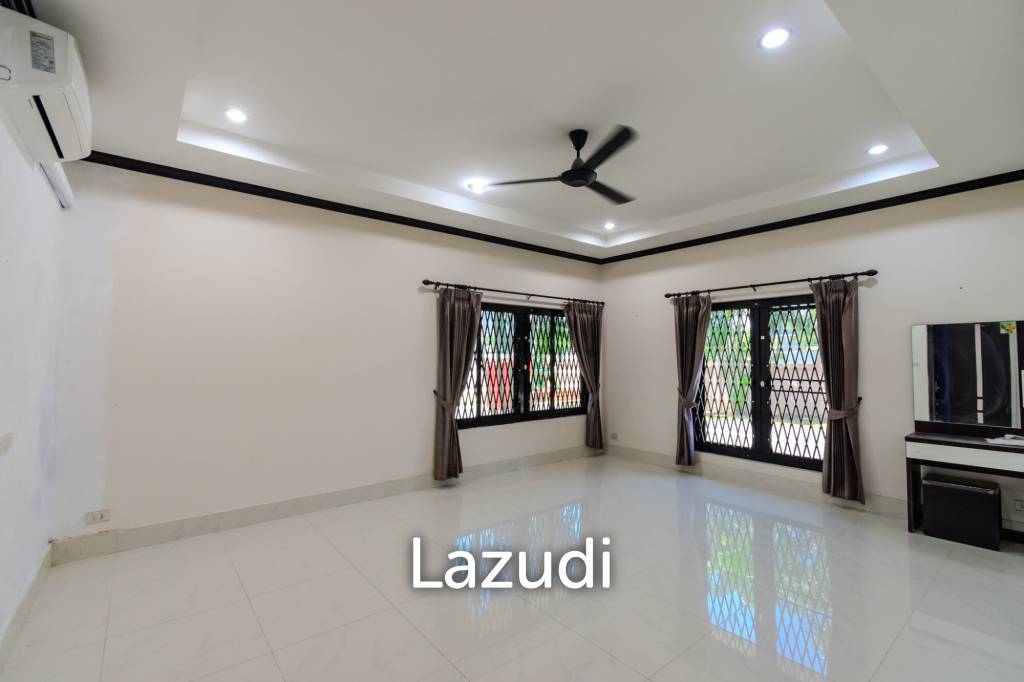 3,600 ตร.ม 5 เตียง บ้าน For ขาย