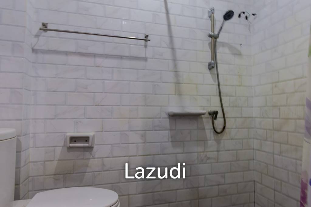 3,600 ตร.ม 5 เตียง บ้าน For ขาย