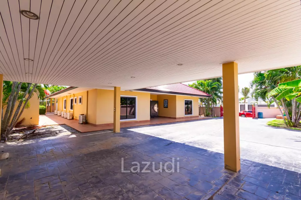Stunning 5 Bed Pool  Villa at Wangphong, Pranburi