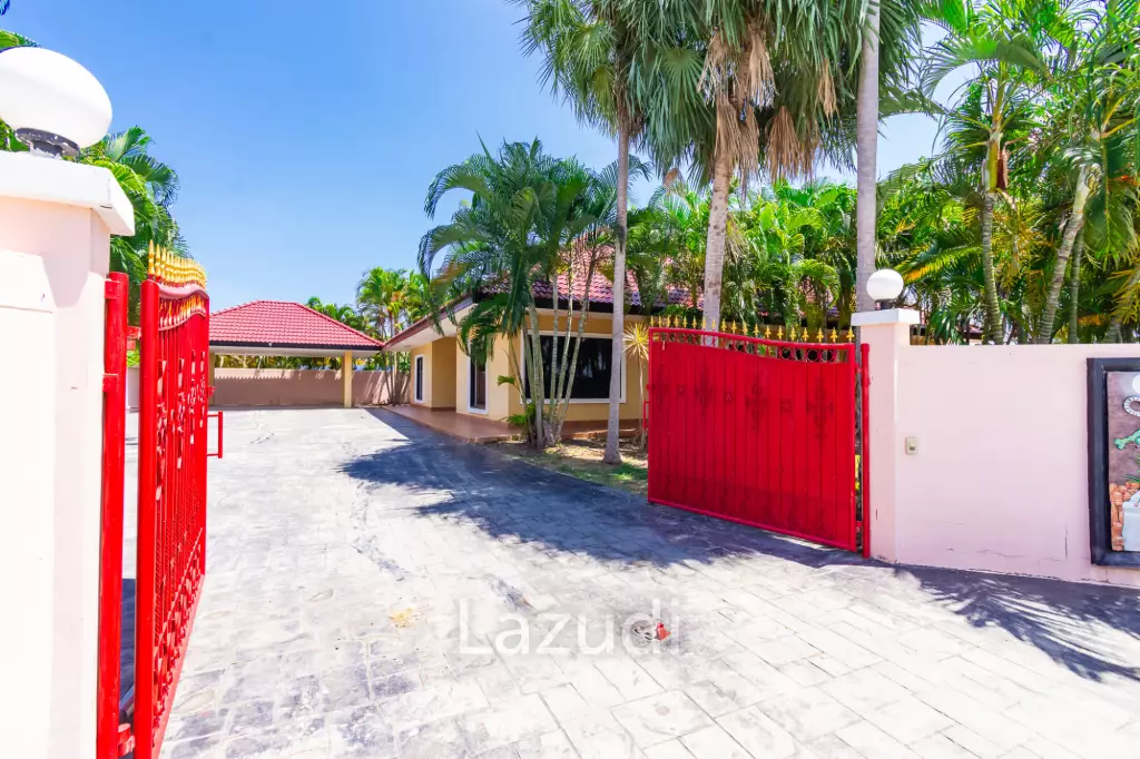 Stunning 5 Bed Pool  Villa at Wangphong, Pranburi