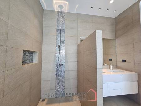 3 Bed 3 Bath 299 SQ,M The Clouds Hua Hin 3