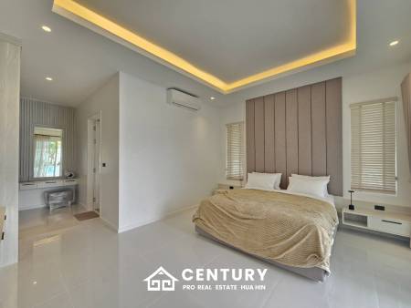 3 Bed 3 Bath 299 SQ,M The Clouds Hua Hin 3