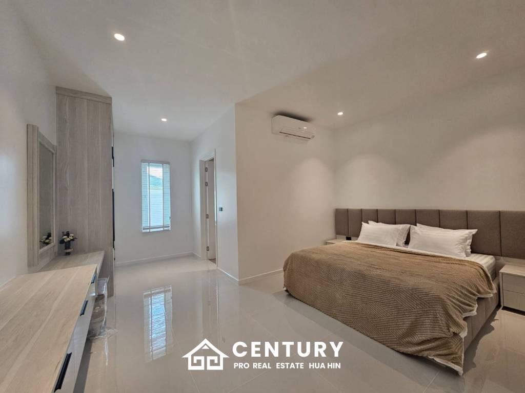 3 Bed 3 Bath 299 SQ,M The Clouds Hua Hin 3