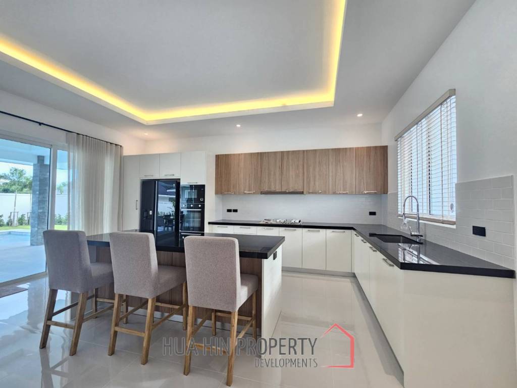 3 Bed 3 Bath 299 SQ,M The Clouds Hua Hin 3