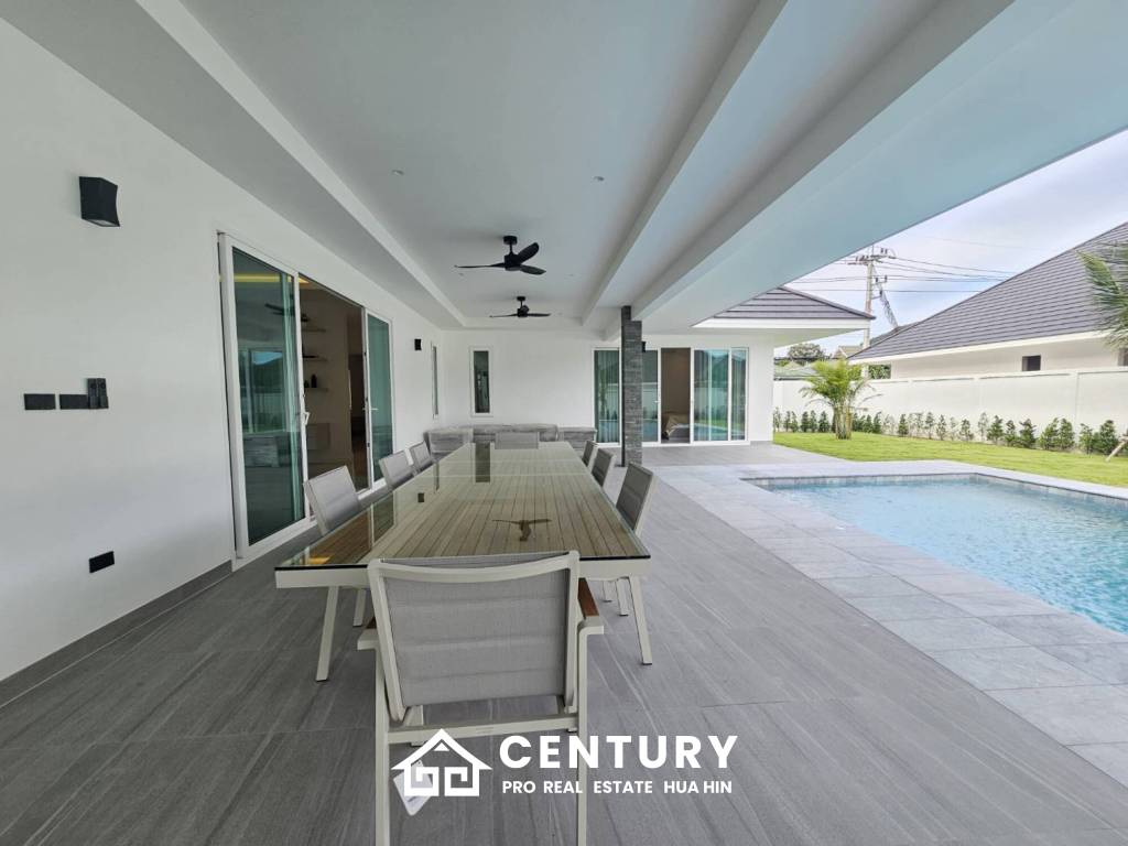 3 Bed 3 Bath 299 SQ,M The Clouds Hua Hin 3