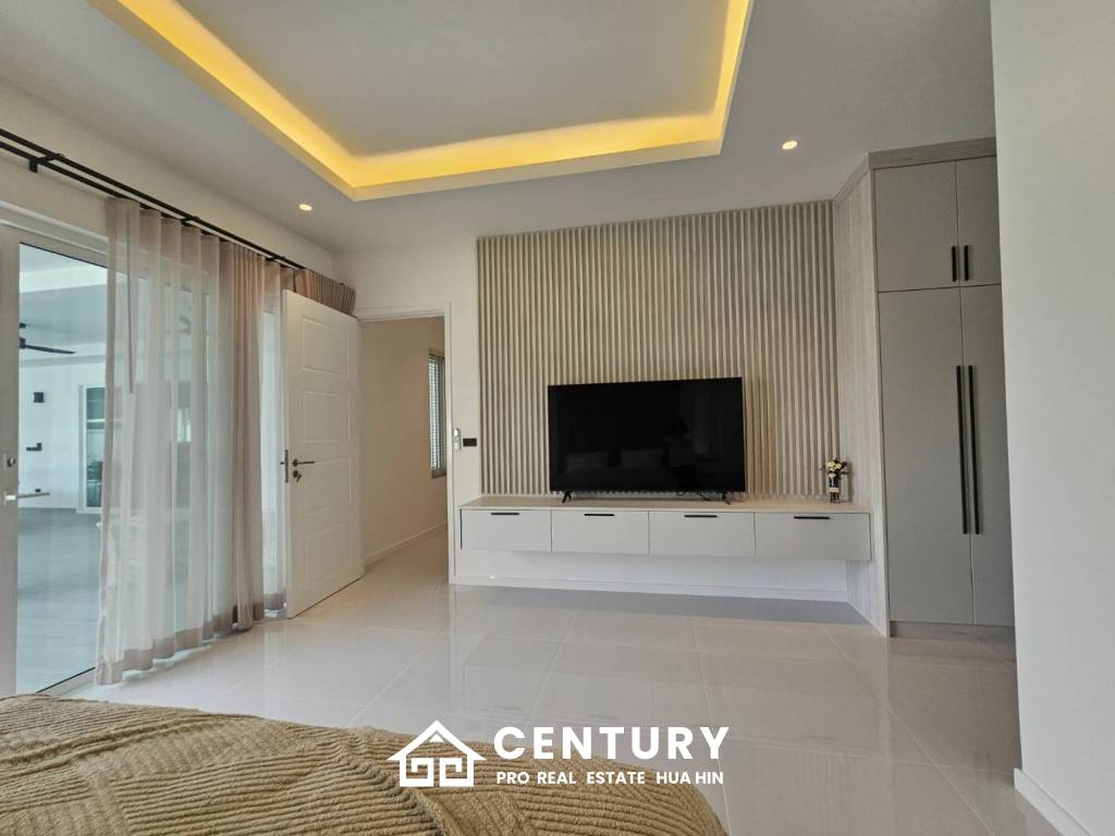 3 Bed 3 Bath 299 SQ,M The Clouds Hua Hin 3