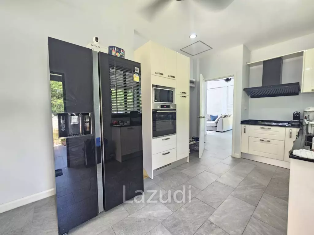 Modern 3 Bed Villa with 1.5 Rai Land  at Pranburi