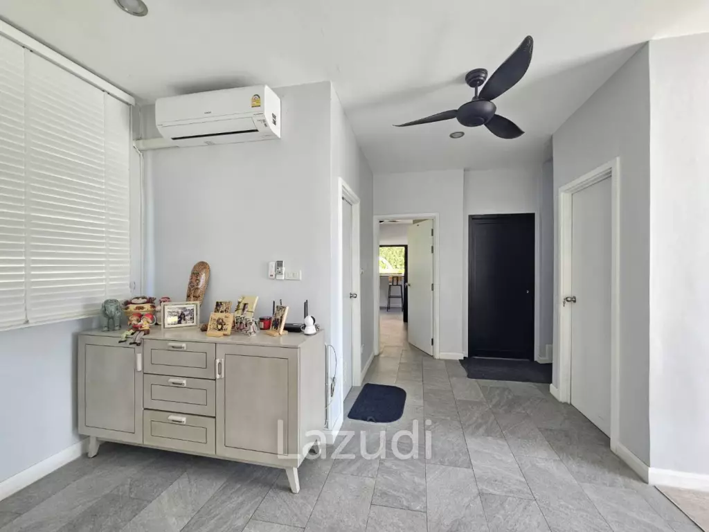 Modern 3 Bed Villa with 1.5 Rai Land  at Pranburi