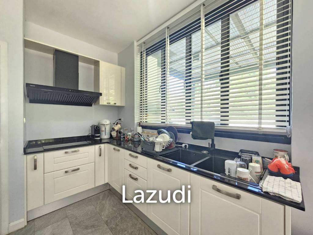 2,400 metro cuadrado 3 ` Casa de Venta