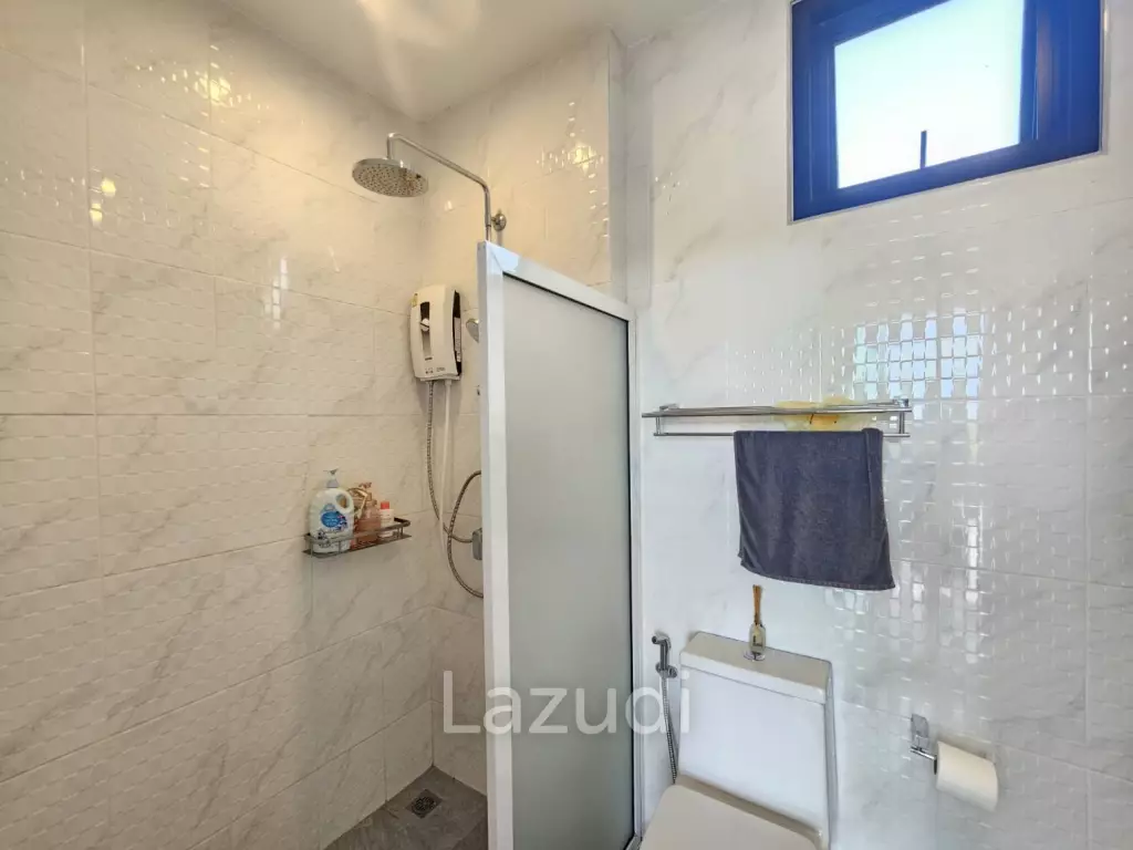 Modern 3 Bed Villa with 1.5 Rai Land  at Pranburi