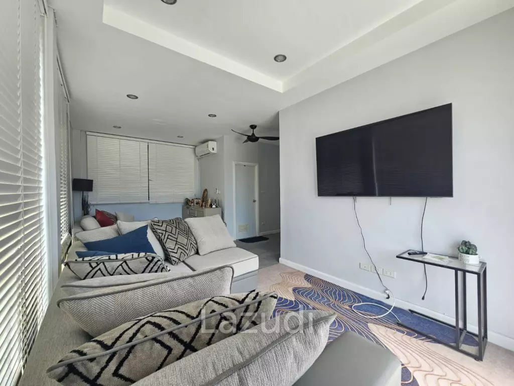 Modern 3 Bed Villa with 1.5 Rai Land  at Pranburi