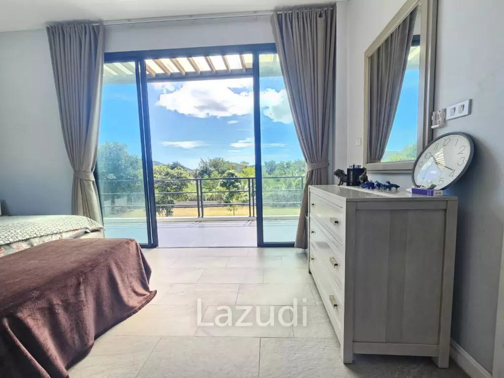 Modern 3 Bed Villa with 1.5 Rai Land  at Pranburi