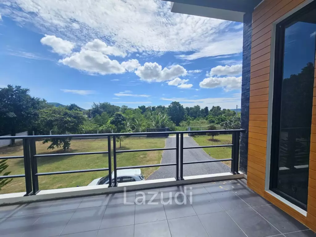 Modern 3 Bed Villa with 1.5 Rai Land  at Pranburi
