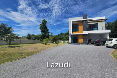 Modern 3 Bed Villa with 1.5 Rai Land  at Pranburi