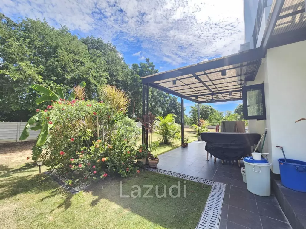 Modern 3 Bed Villa with 1.5 Rai Land  at Pranburi