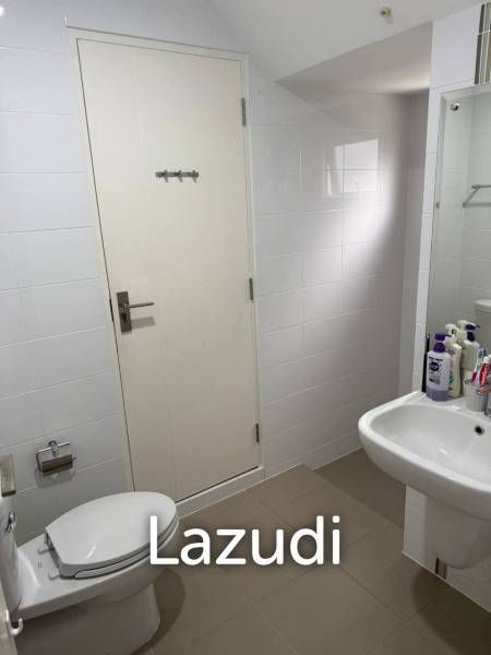 3 Bedrooms House For Sale/Rent in Siwalee Project