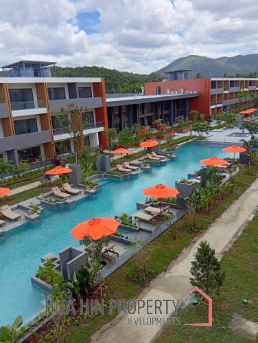 Modern 2-Bed Condo in Cha-Am's Sunshine Prestige
