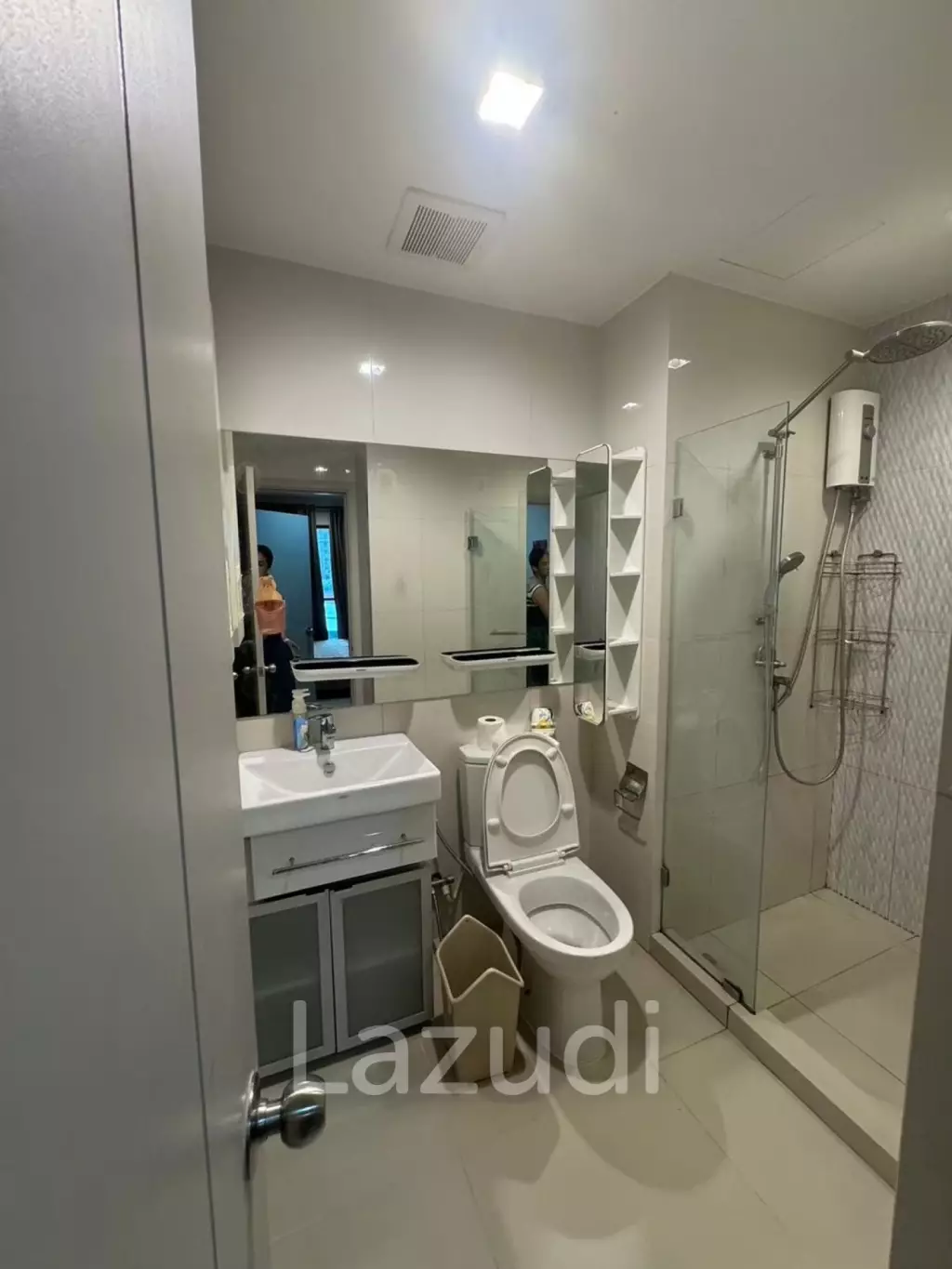 1 Bed plus 1 bath Condo 38 Sq.m. at Life Sukhumvit 48 Bangkok