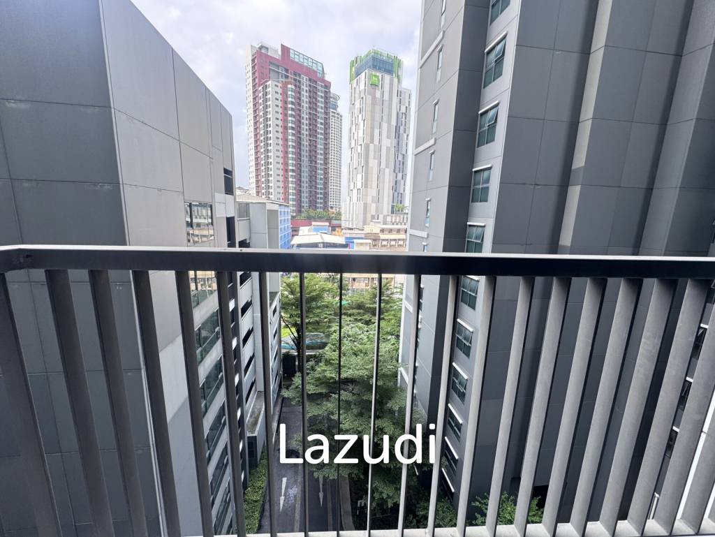1 Bed plus 1 bath Condo 38 Sq.m. at Life Sukhumvit 48 Bangkok