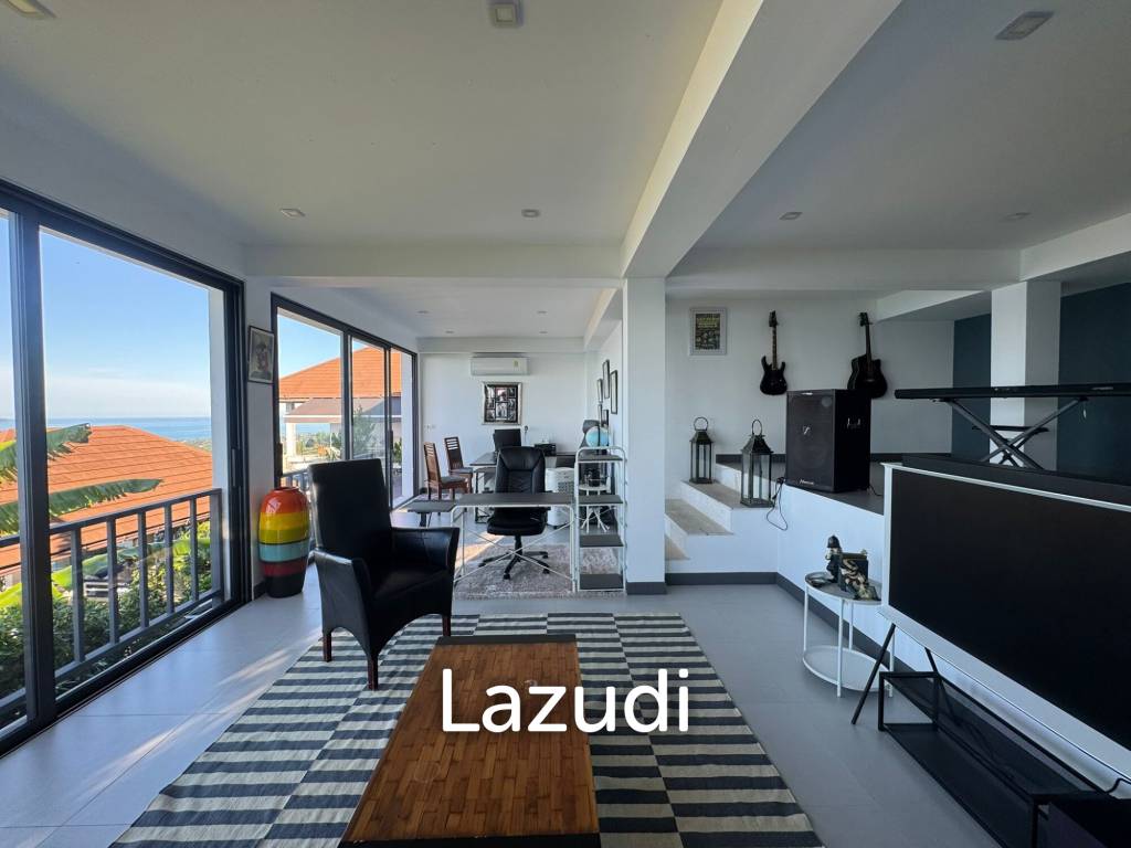 A Luxury 8-Bedroom Residence with Panoramic Sea Views in Bang Por