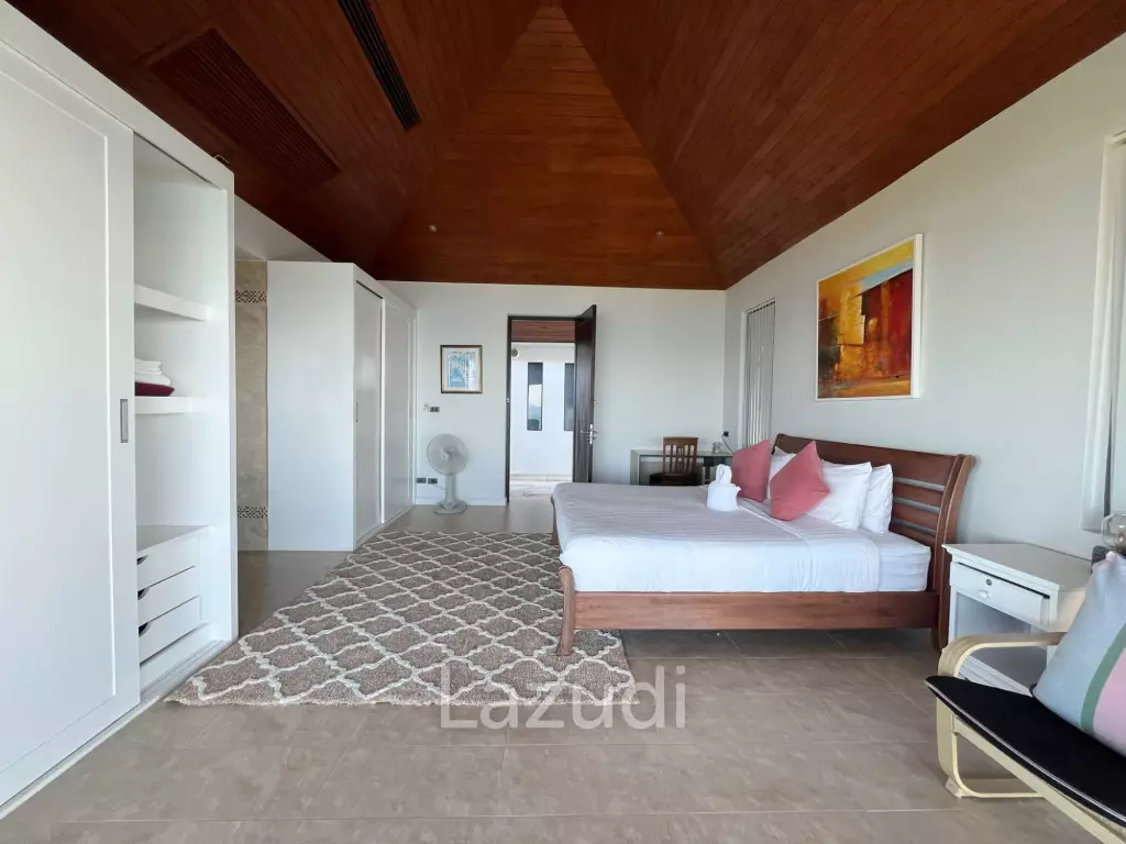 A Luxury 8-Bedroom Residence with Panoramic Sea Views in Bang Por