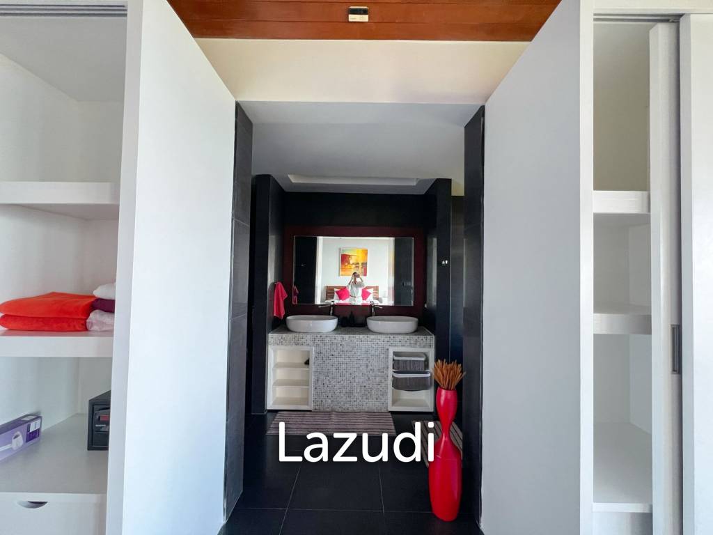 A Luxury 8-Bedroom Residence with Panoramic Sea Views in Bang Por