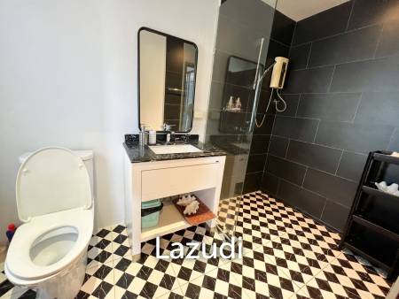 A Luxury 8-Bedroom Residence with Panoramic Sea Views in Bang Por