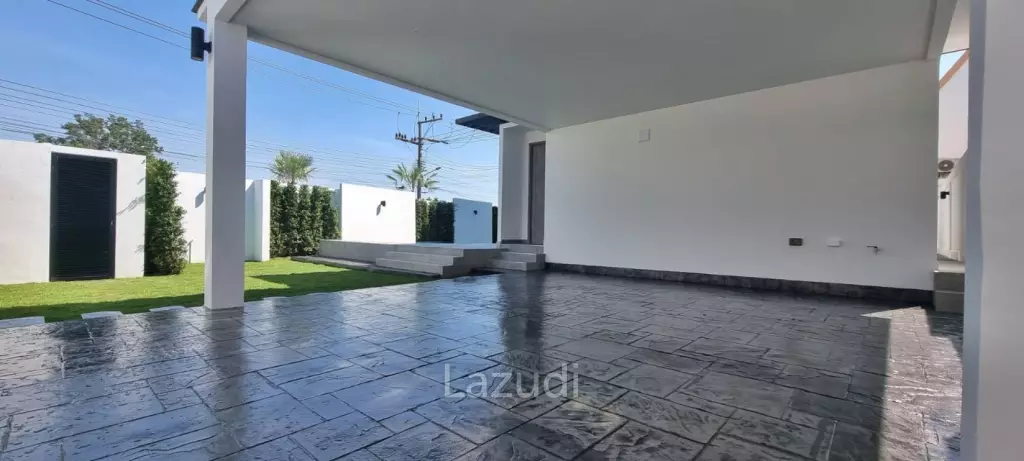 4 Bed 5 Bath 336 SQ.M. Layan Residennce Pattaya