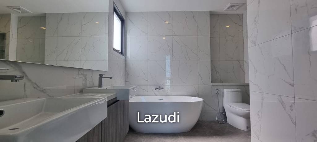 4 Bed 5 Bath 336 SQ.M. Layan Residennce Pattaya