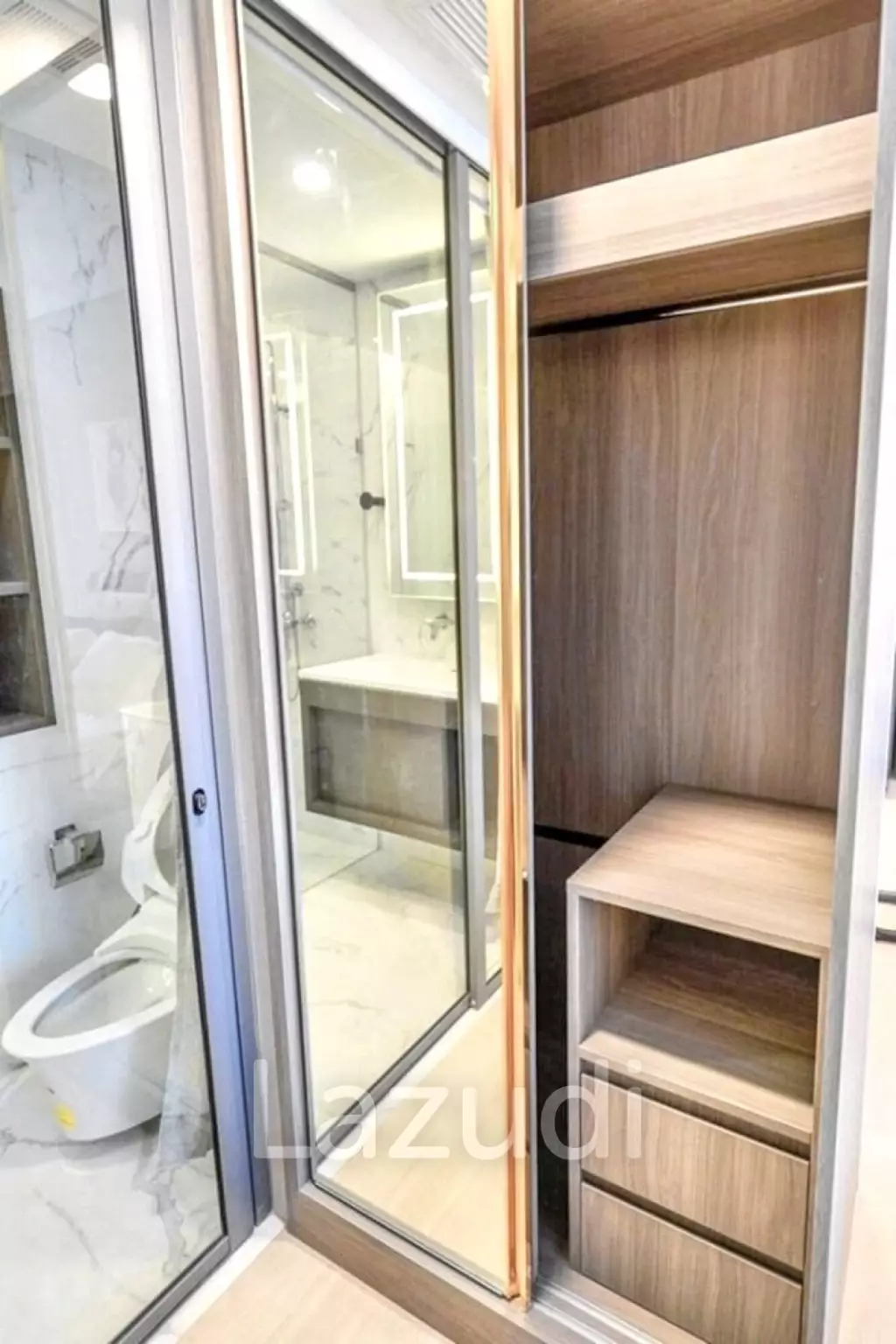 1 Bed 1 Bath 35 SQ.M Siamese Exclusive Queens