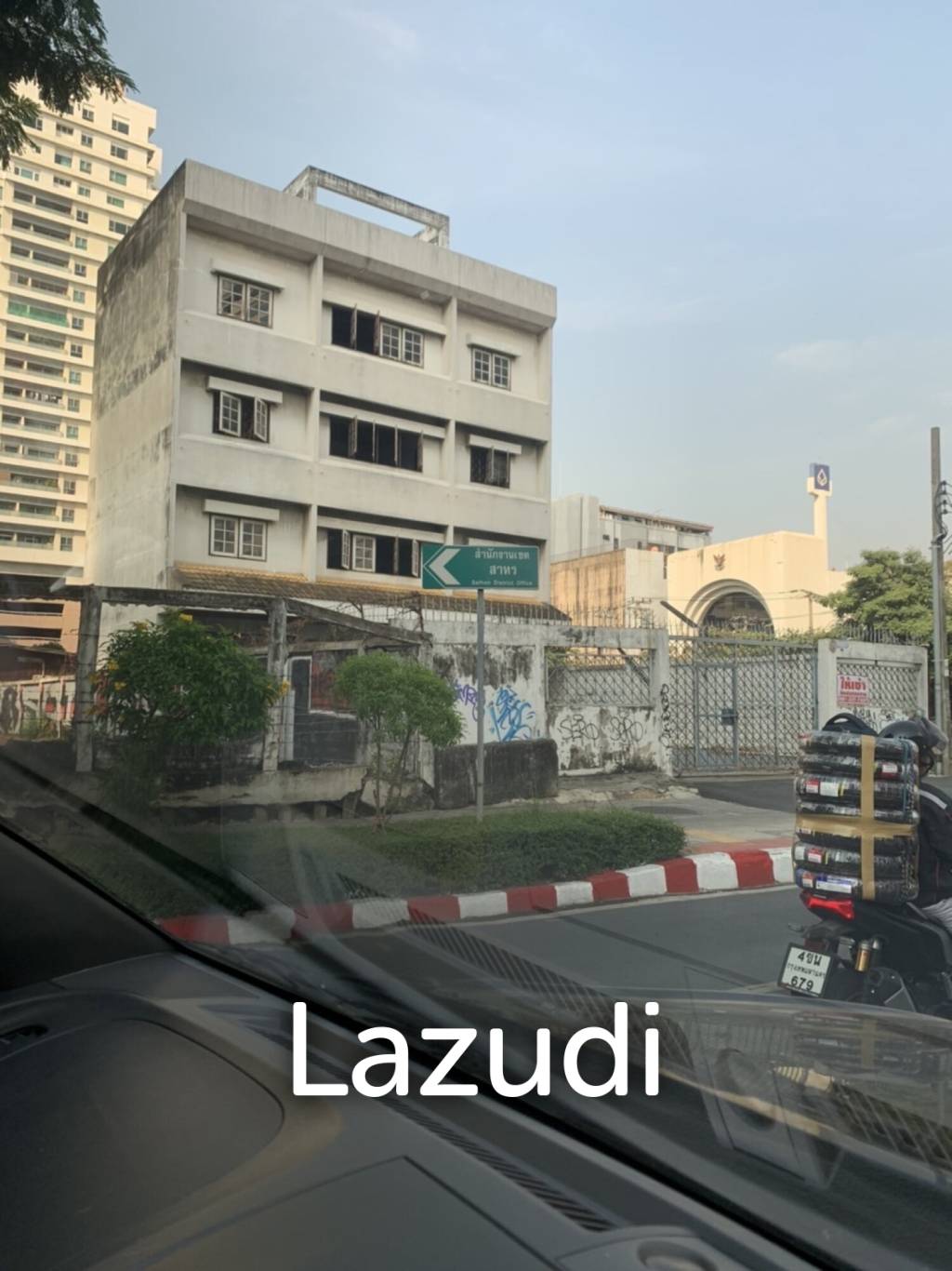 Prime Retail Space in Sathon, Bangkok's Urban Hub