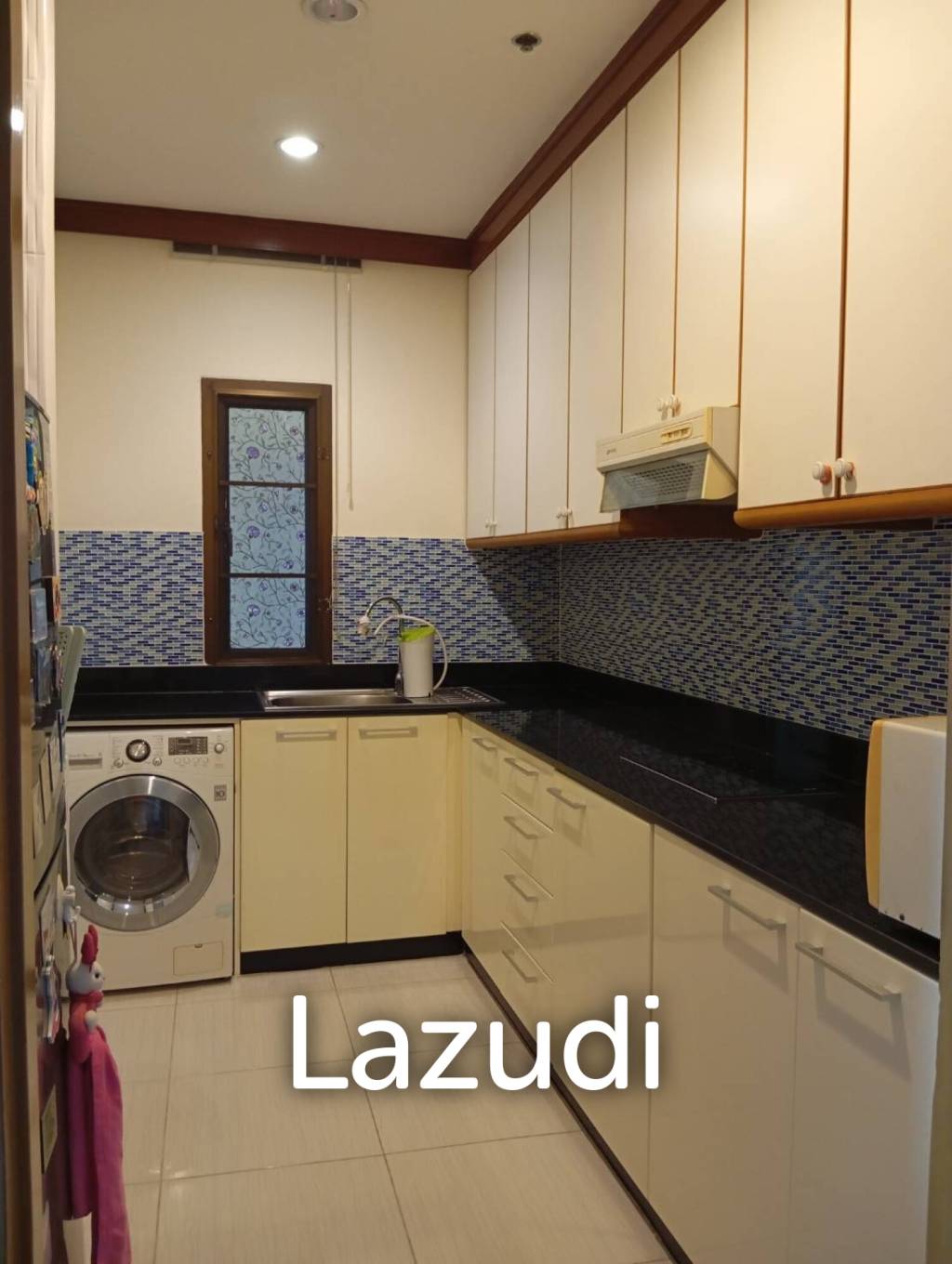1 bed 1 bath 64 sqm. at Baan Chaopraya Condo