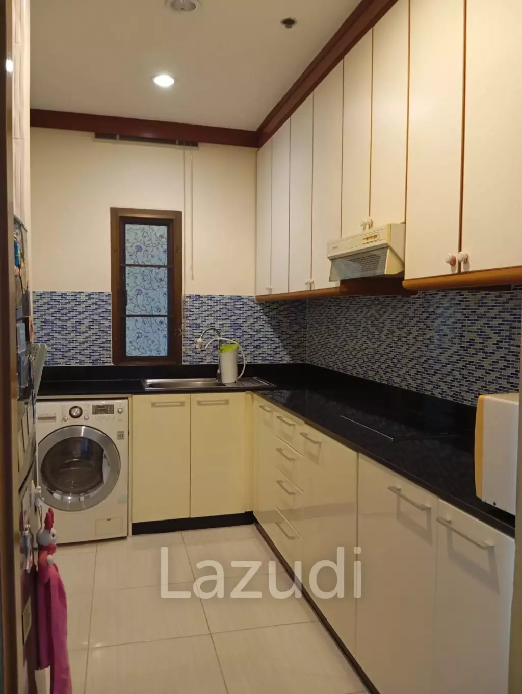 1 bed 1 bath 64 sqm. at Baan Chaopraya Condo
