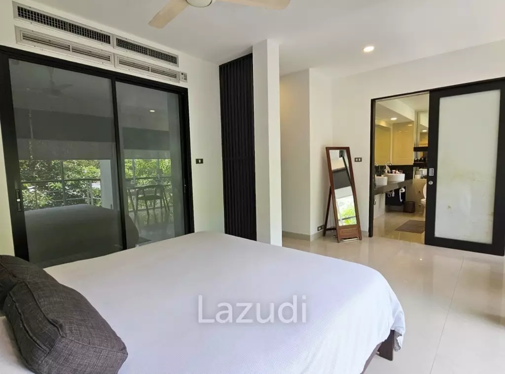 3-Bedroom Penthouse with Mountain View in Kamala
