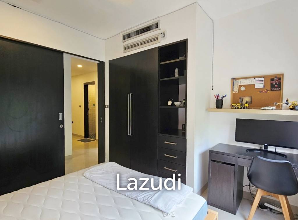 3-Bedroom Penthouse with Mountain View in Kamala