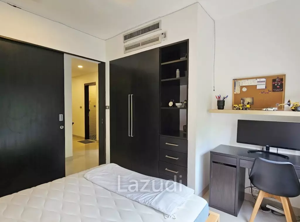 3-Bedroom Penthouse with Mountain View in Kamala