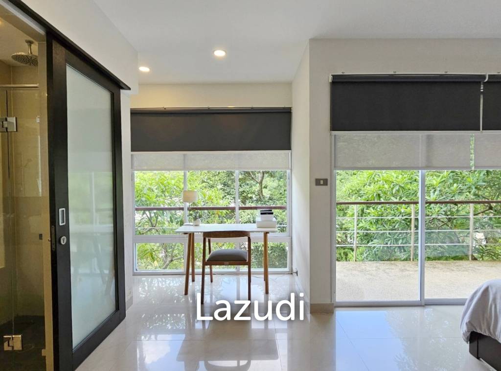 3-Bedroom Penthouse with Mountain View in Kamala