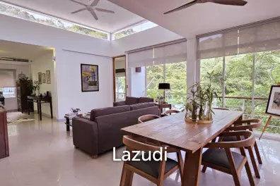 3-Bedroom Penthouse with Mountain View in Kamala