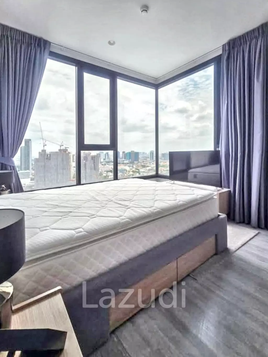1 Bed 1 Bath 38 SQ.M XT Ekkamai