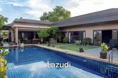 AVENUE 88 : renovated 3 bed pool villa