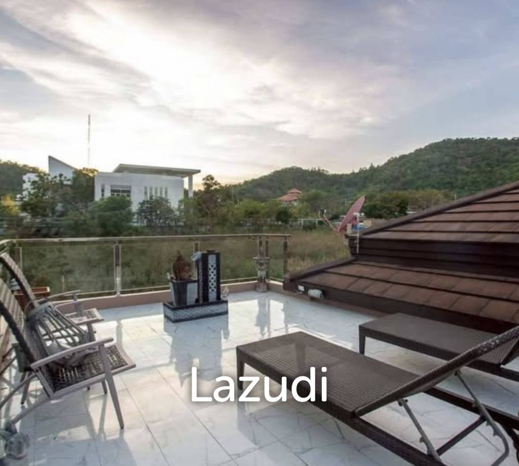 AVENUE 88 : renovated 3 bed pool villa