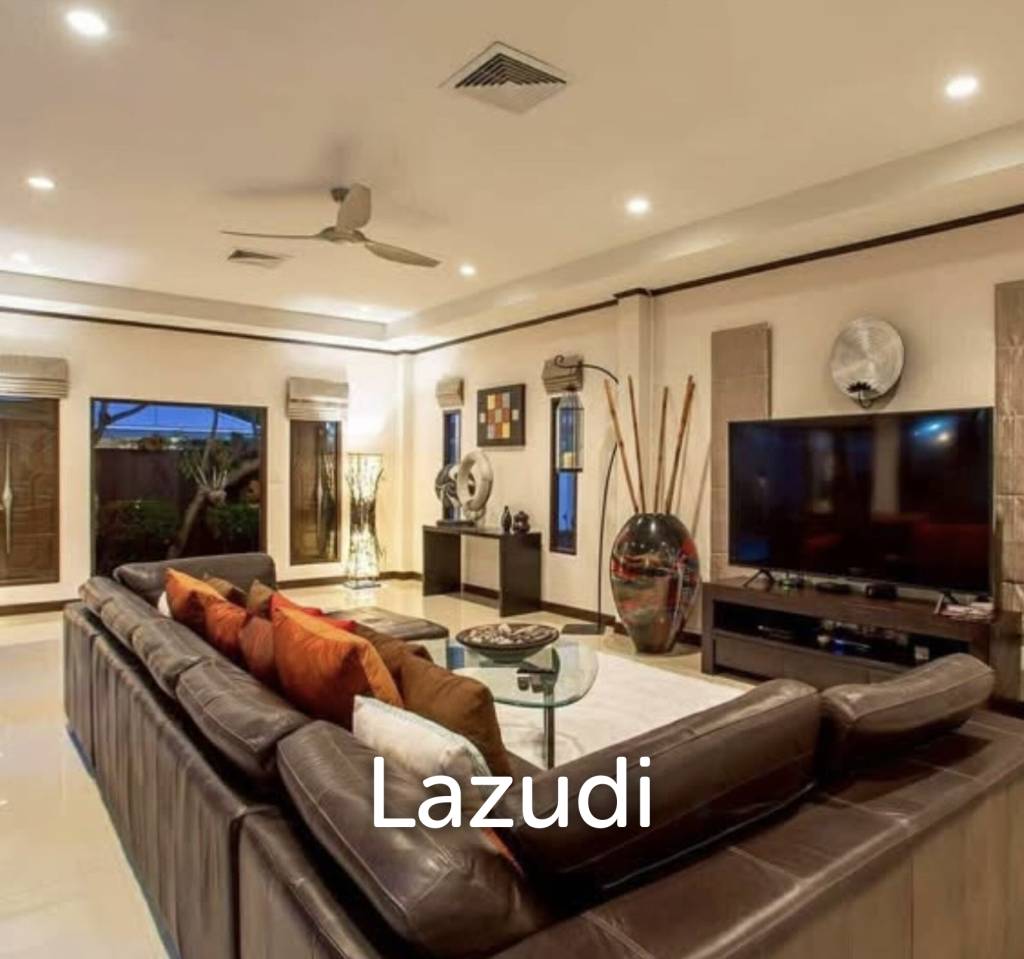 AVENUE 88 : renovated 3 bed pool villa