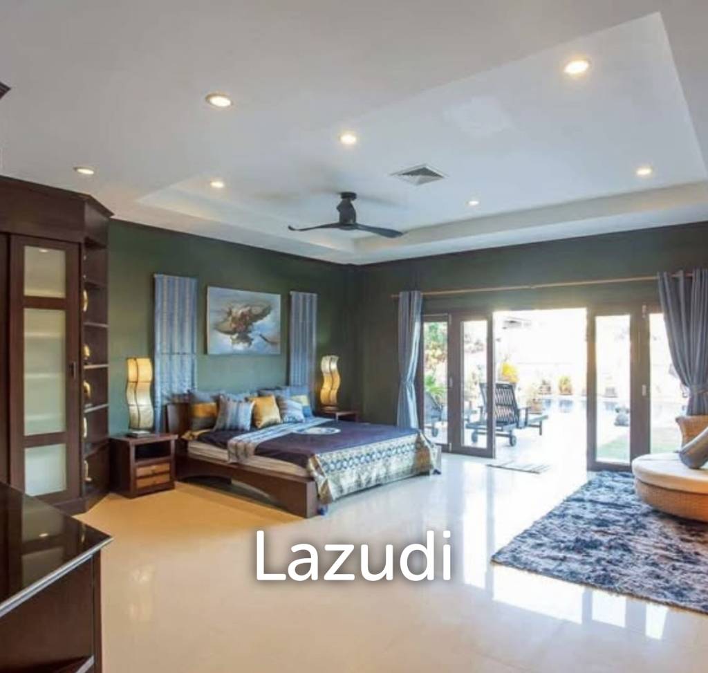 AVENUE 88 : renovated 3 bed pool villa