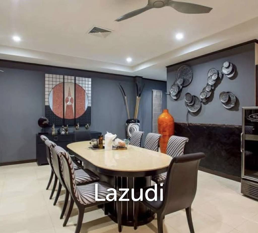 AVENUE 88 : renovated 3 bed pool villa