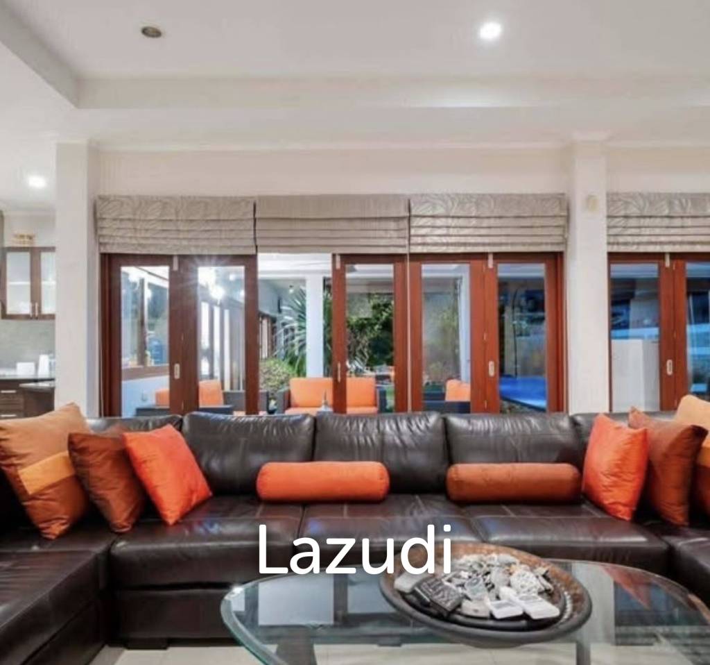 AVENUE 88 : renovated 3 bed pool villa